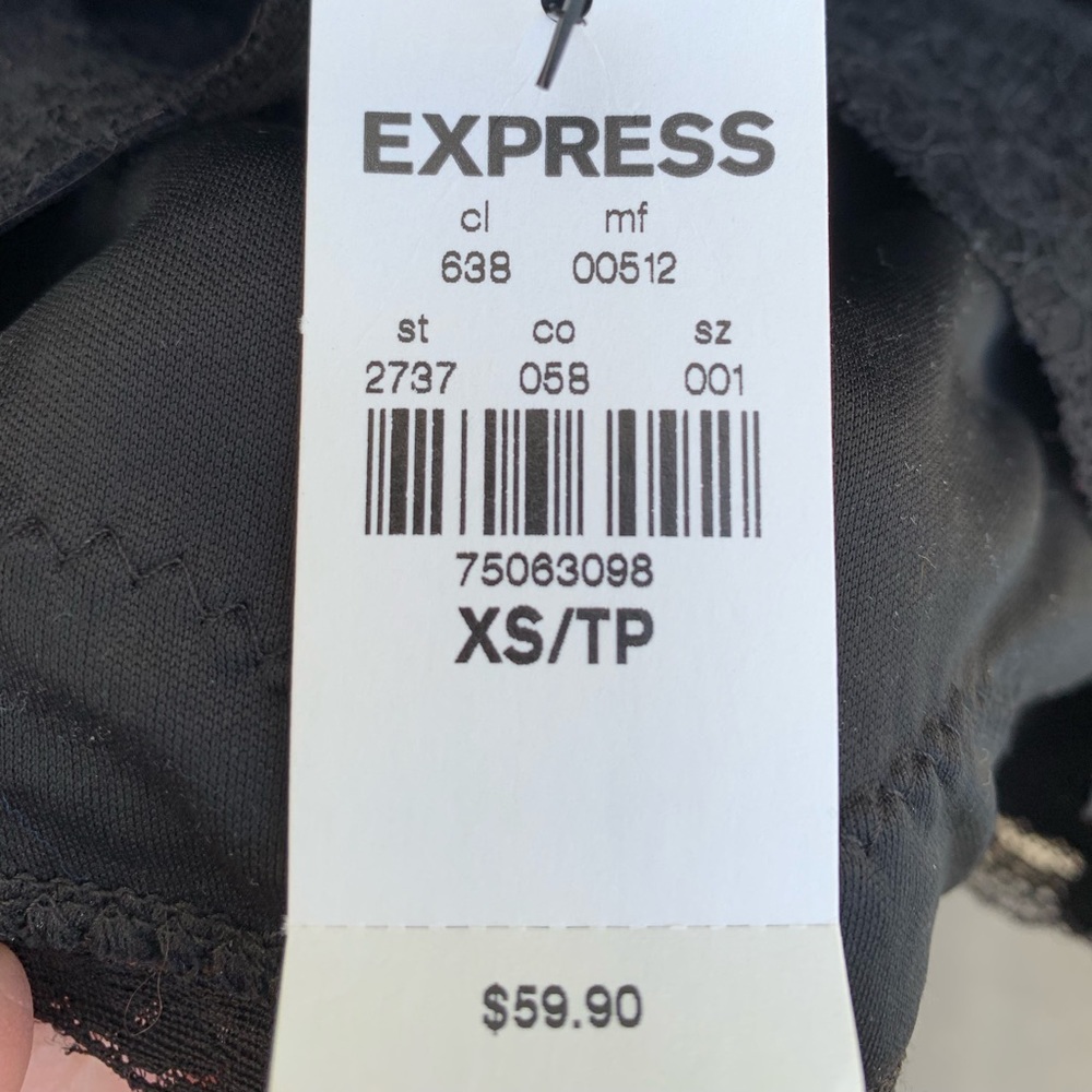 Express Crop Top - Picture 4 of 4